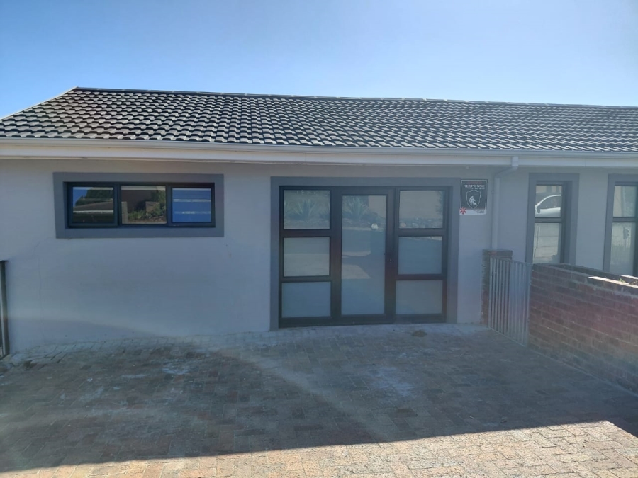To Let 1 Bedroom Property for Rent in Protea Heights Western Cape